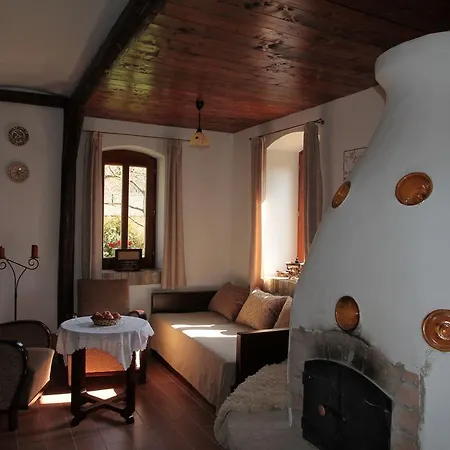 Arpad Haz 3* Alsonana