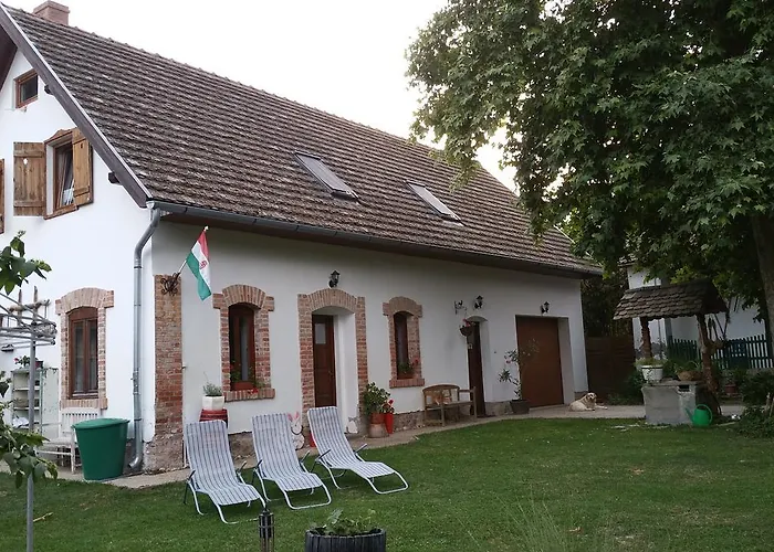 Arpad Haz Konukevi Alsonana